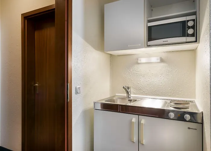 Otel Acora Living The